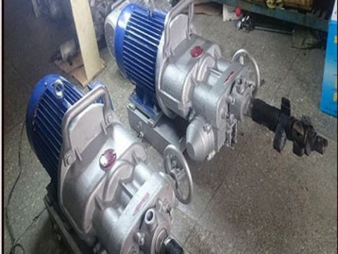 點擊查看詳細信息<br>標(biāo)題：巖石電鉆 閱讀次數(shù)：1763